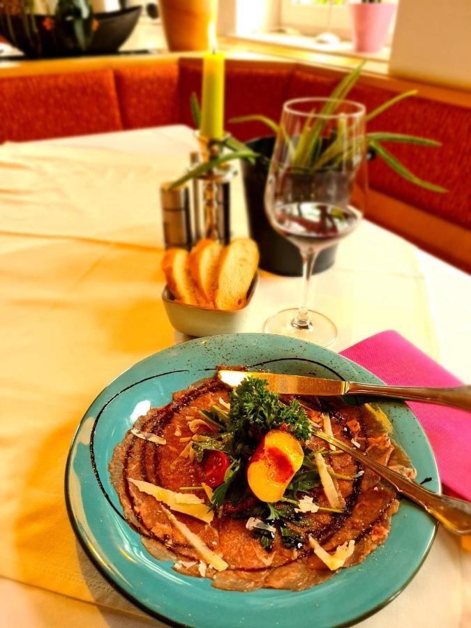 Landhotel Weisses Roess'L Adorf 외부 사진