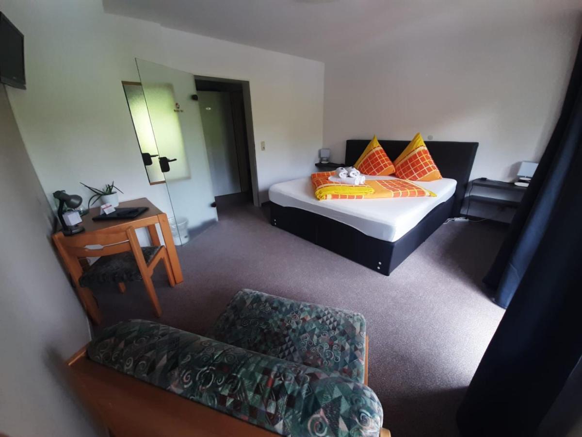 Landhotel Weisses Roess'L Adorf 외부 사진