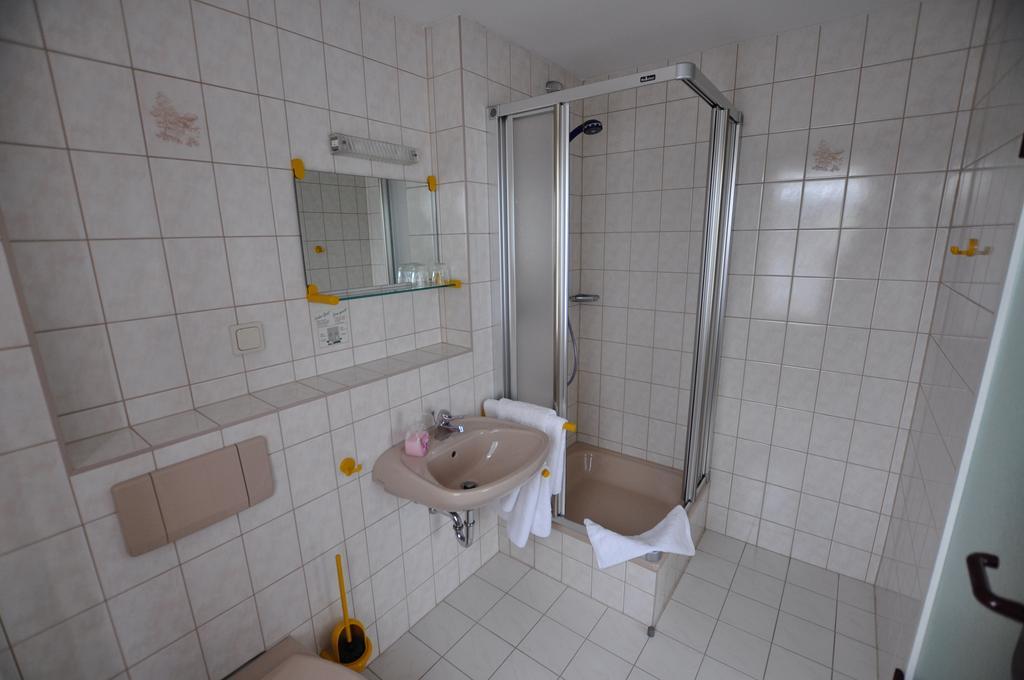 Landhotel Weisses Roess'L Adorf 외부 사진